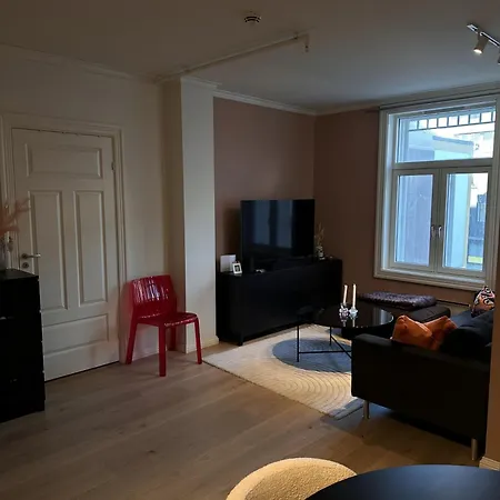 Apartment Flott Midt I Sentrum