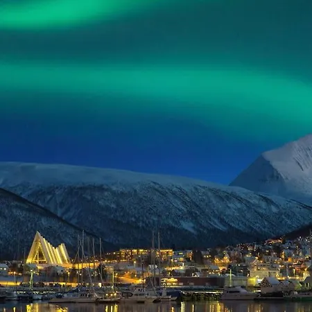 Flott Midt I Sentrum Apartment Tromso